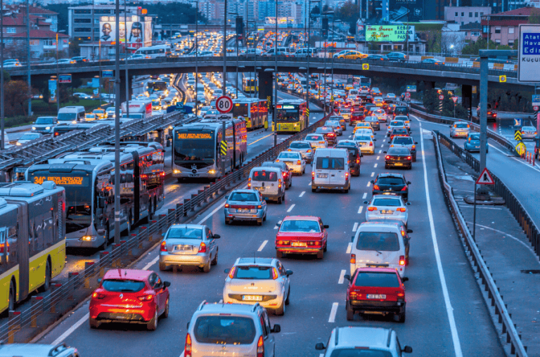 Gümrük ve Orman Muhafaza Memurlarına Ücretsiz Toplu Taşıma Hakkı