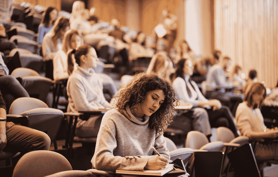 üniversite öğrencileri